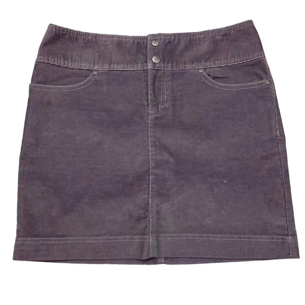 Athleta Vintage Ridge‎ corduroy mini skirt size 8 Lavender